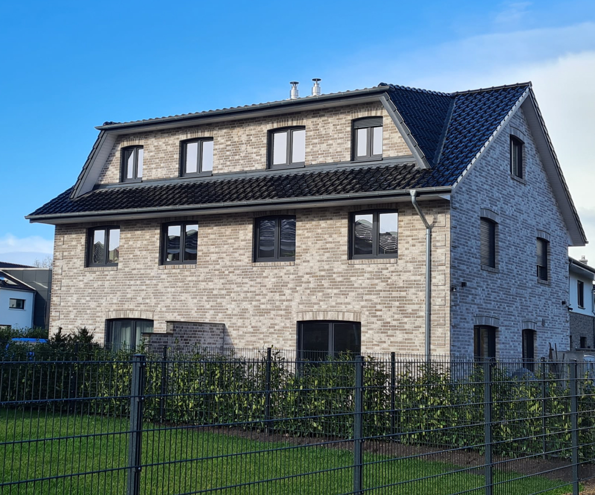 Zeitlose-Architektur-trifft-moderne-Wohnqualität-02